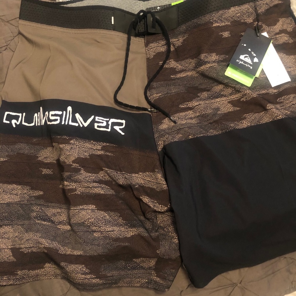 NTW men's Quicksilver board shorts